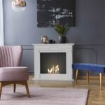 Biokominek December P Biały z szybą Kratki