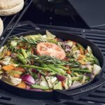 Patelnia żeliwna z uchwytami Switch Grid Enders 7792