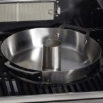 Stojak na kurczaka z żeliwnymi uchwytami Switch Grid Enders 7793