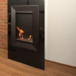 Biokominek Charlie 2 Czarny z szybą Kratki